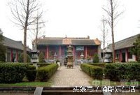 天下城隍戴相帽，唯有武功城隍佩王冠