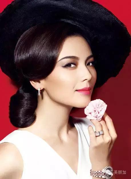 口红用了就脱皮,什么样的口红适合皮肤暗黄