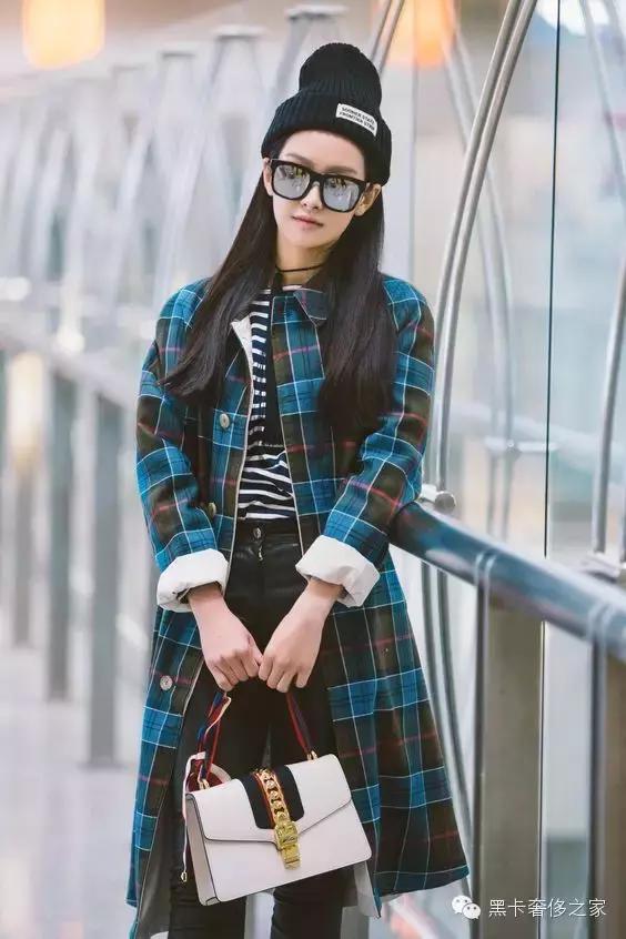 职场不输阵女生上班要背什么包?