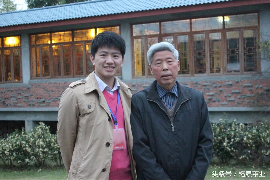 郑翔龙:在茶滋味中慢慢沉淀