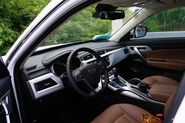 日系三剑客suv大pk,这款suv上市后外形完爆路虎揽胜