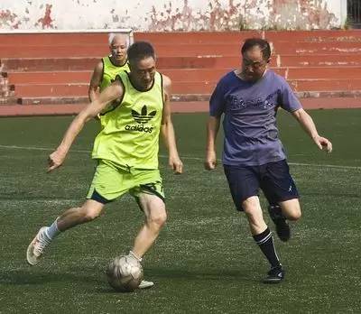 因为你不跑步所以你不懂,因为你不打篮球你根本就不懂伤病