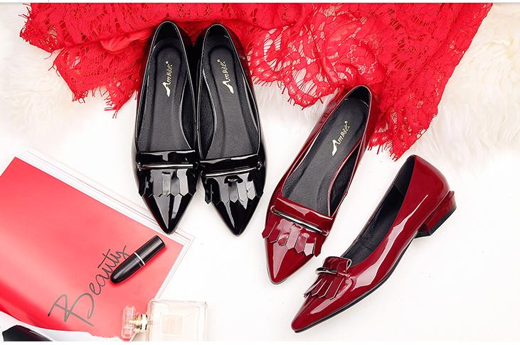 一直都喜欢平底鞋带来的安稳,愿穿平底鞋的日子能够安稳些