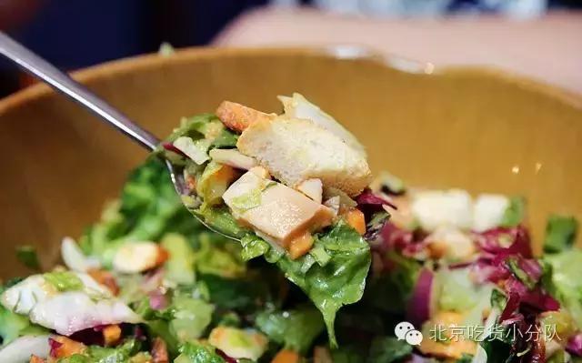 这么“村”的店，居然敢开在三里屯……