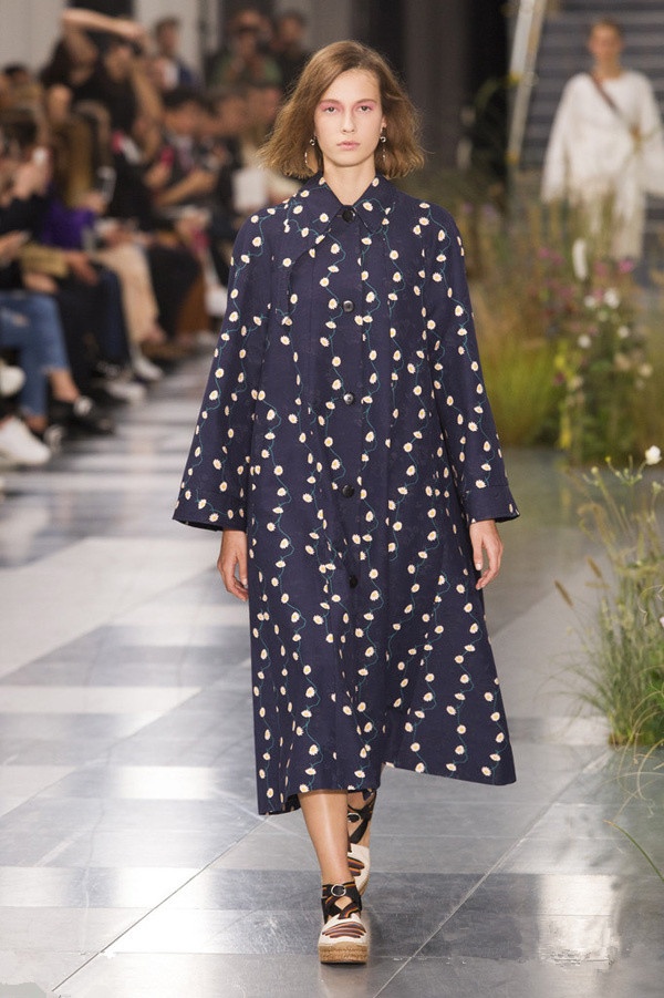 伦敦时装周惊艳亮点,伦敦时装周失误集锦