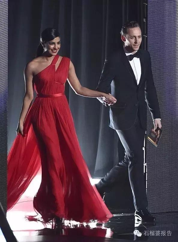 让你穿出独一无二的效果,一套衣服穿出你意想不到的美