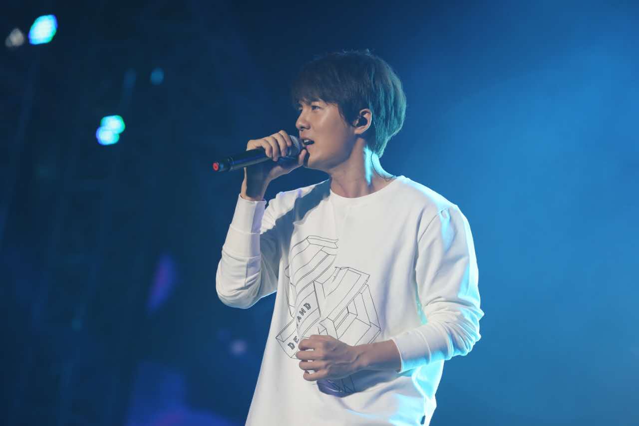 信、吴克羣、伍佰十余组艺人齐聚厦门共同唱响奇迹之夜