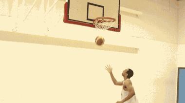 球场简单的过人技巧,篮球野球场简单无解技巧学习