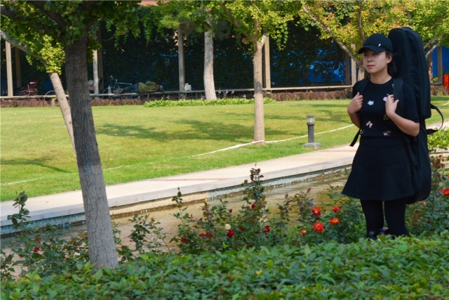 文艺青年之路，学吉他从未如此简单，Poputar智能吉他