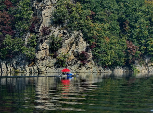 吉林白山附近有什么风景区,吉林有山有水的旅游景点