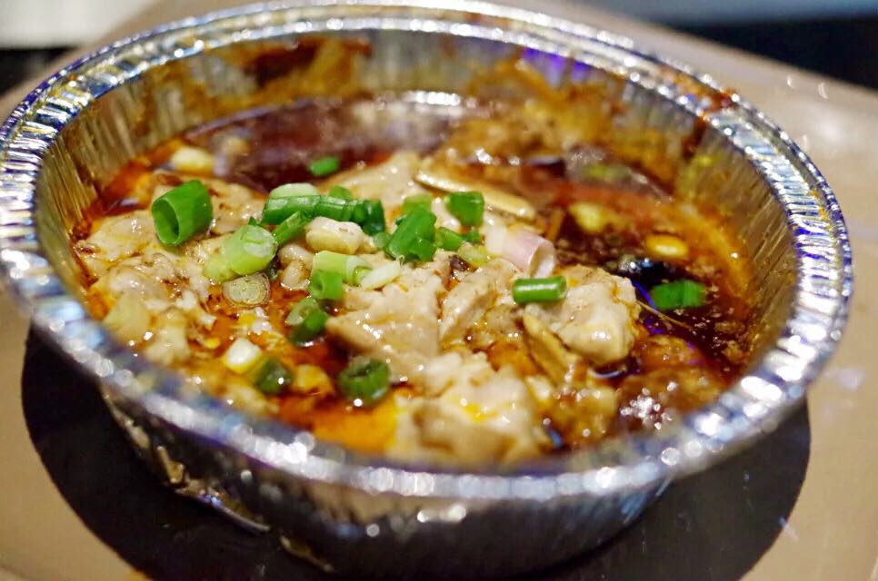 山洞里面吃烤肉,去深山老林烤串的最好地方