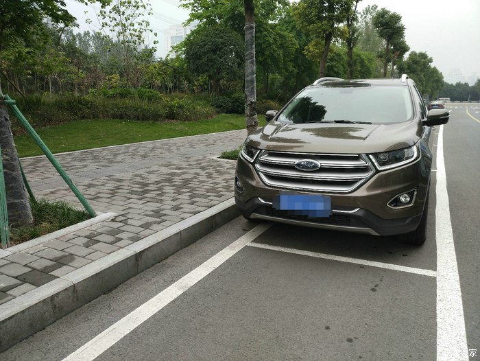 福特锐界2.0t四驱豪锐多少钱落地,锐界买二豪还是四豪