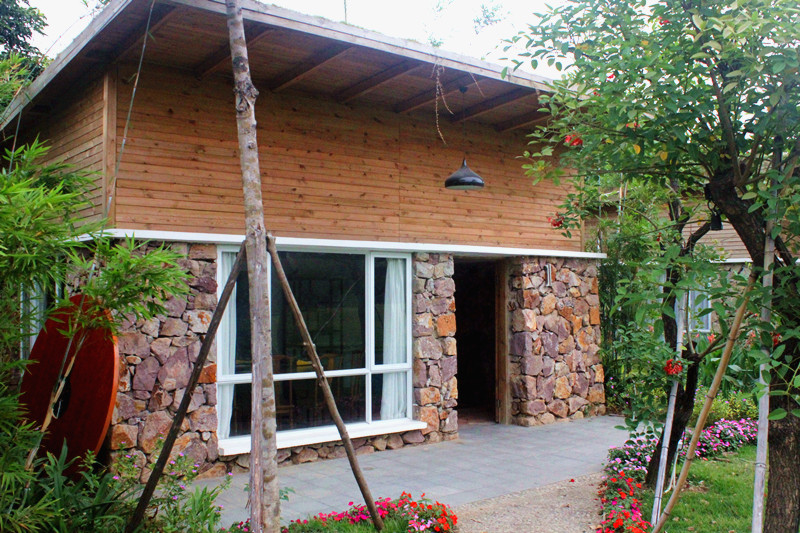 〈花开园〉顺德一间靓到“氹”一声的花园食府，赏花喂牛亲子