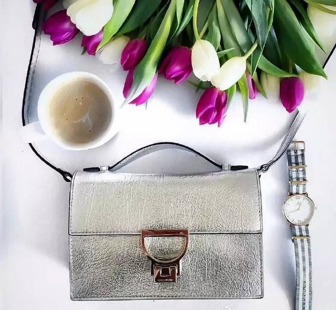 閫傚悎鏃ュ父鑳岀殑澶х墝鍖呭寘,閫傚悎20澶氬瞾濂崇敓鑳岀殑杞诲ア鍖呭寘