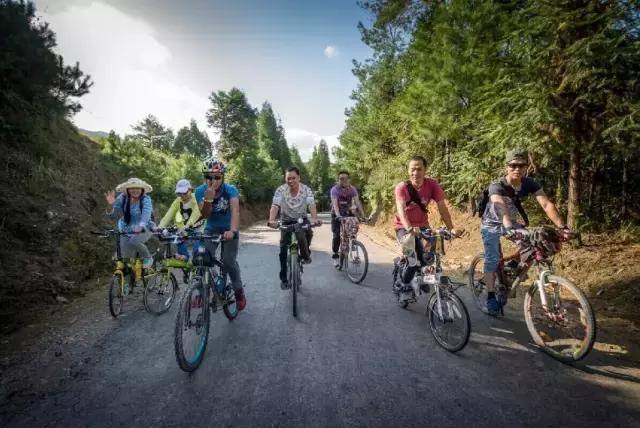 再不疯狂我们就老了时光音乐会,再不疯狂我们就老了旅游版