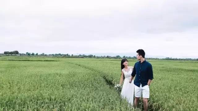 用手机拍婚纱照怎么在室内拍好看,手机拍婚纱照技巧大全