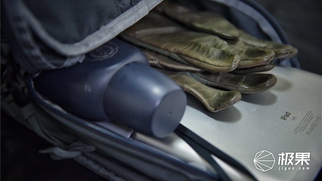 最牛的户外战术背包,好看又实用的军品背包