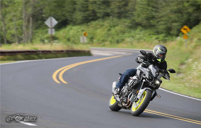 百变神盔，就差能上天了！