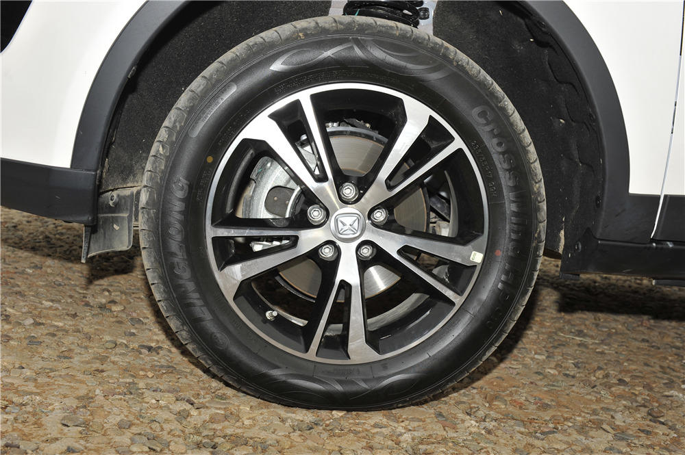 17年江铃驭胜330优点和缺点,6年的江铃驭胜