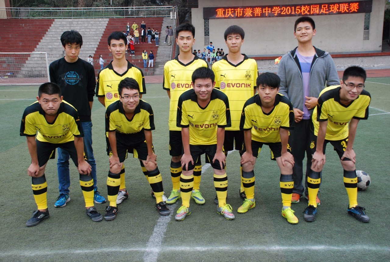 走进最美校园柳荫中学,走进最美校园与秋天