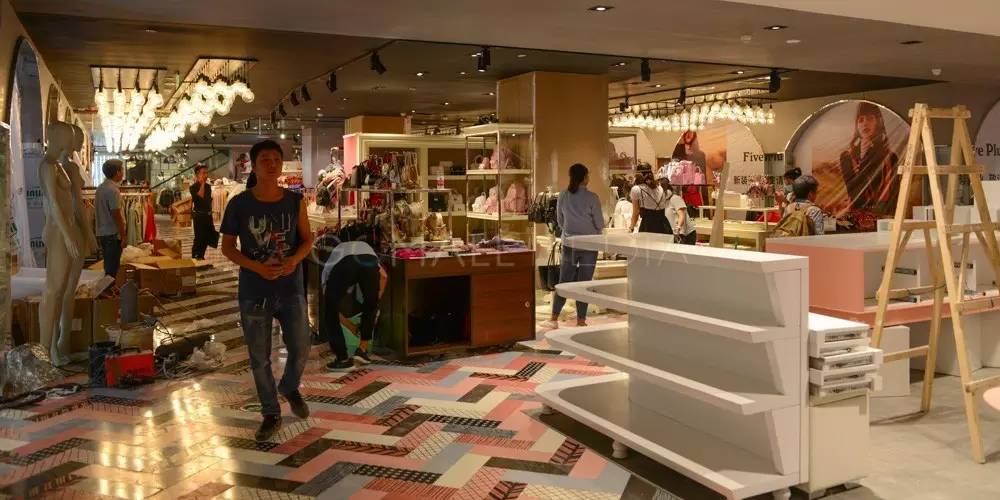 衣恋商城精品店,衣恋购物中心