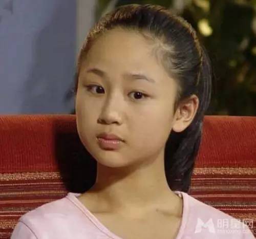 杨紫自爆过敏严重似毁容,难道她的护肤品是假货?