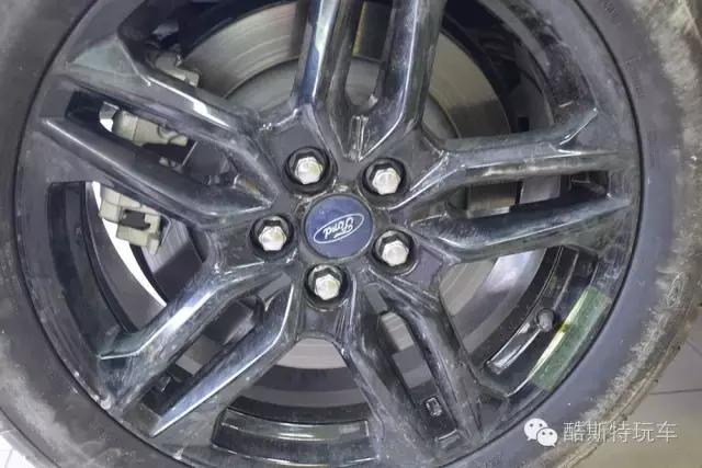 福特锐界更换什么轮胎好,福特锐界的换轮胎教程
