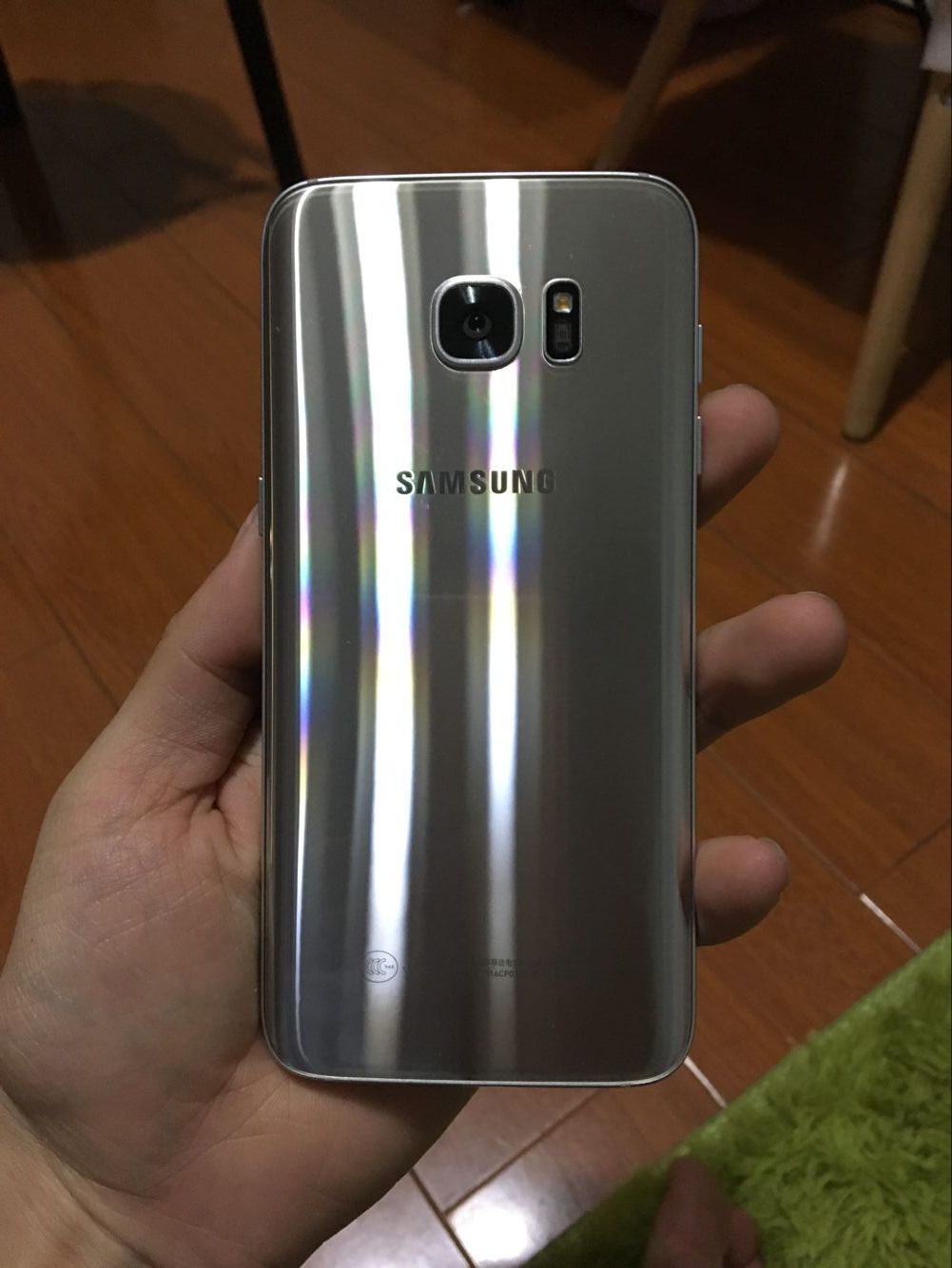 三星s7edge二手3000元左右,淘宝上买二手三星s7edge靠谱吗