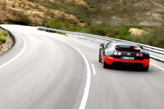 你肯定猜不到，其实极速开到400+只要这一点马力就够了