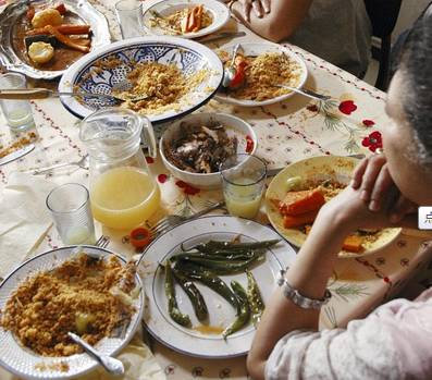 国庆假期无聊看什么电影,国庆假期贵的美食推荐