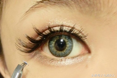 新手学化妆必备品和步骤,程十安推荐的新手化妆步骤