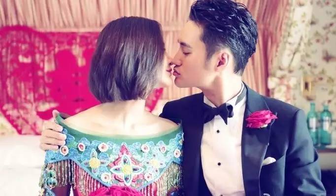 今年结婚的女星婚礼喜欢什么发型?刘诗诗陈妍希钟爱中分,林心如和张歆艺想到一起去了~