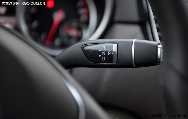 奔驰gle400行驶质感,19款奔驰gle400臻藏版试驾