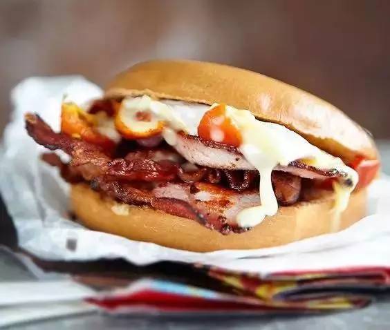 在上海怀念成都,在上海想念自己的故乡