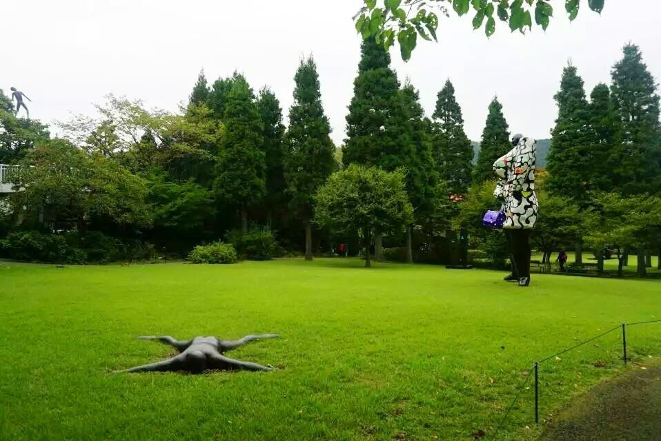 日本箱根泡温泉好吗,去日本箱根泡温泉一定要住酒店吗