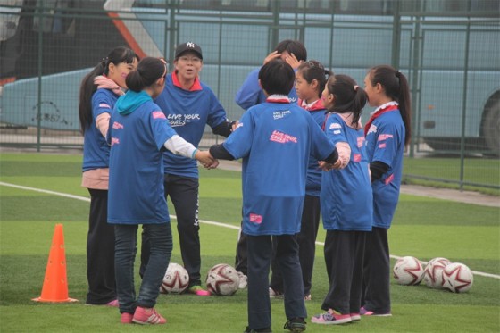 国际足联footballforschools公益项目,2021年国际足联