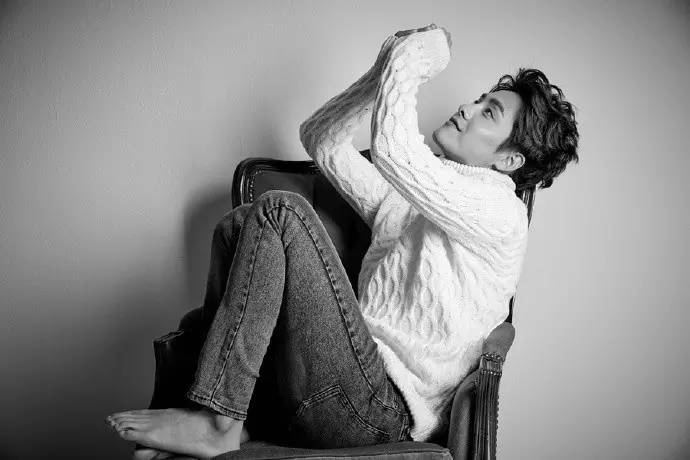 倪妮菱格棉服穿搭,杨幂倪妮新中式穿搭