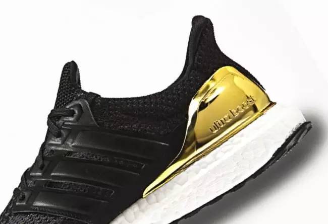 看上去很有钱！一大波土豪金球鞋金晃晃来袭！