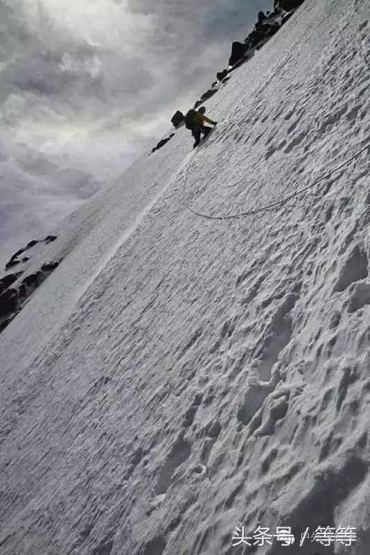 博格达峰登顶需要什么手续,博格达攀登视频教程