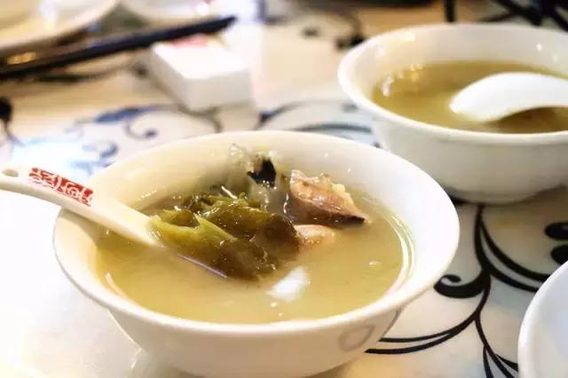 泉州海鲜界的新宠在怒吼!这条有故事的神秘鱼,带你一秒穿越侏罗