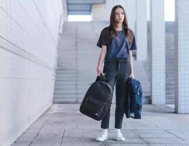 逛大街不想撞包？试试这些小众又时髦的双肩包！