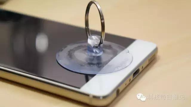 手机碎屏怎么说不会被坑,手机碎屏怎么办