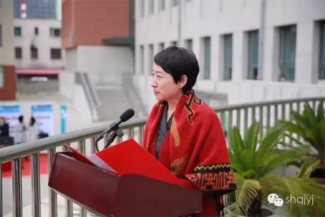 推动校园足球工作高质量发展,推动校园足球运动