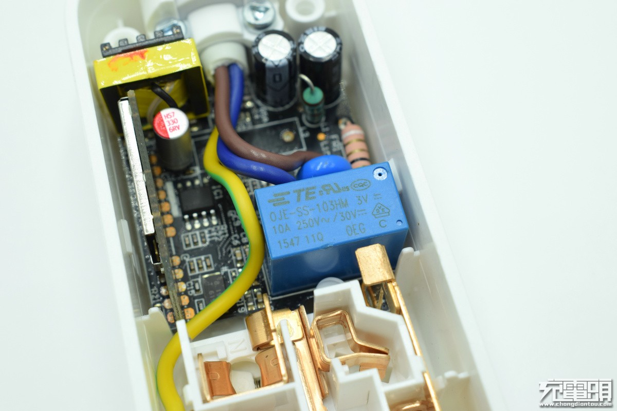 插线板评测对比,青米智能插线板测评