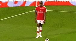 c罗搞笑进球的瞬间,足球上c罗搞笑瞬间