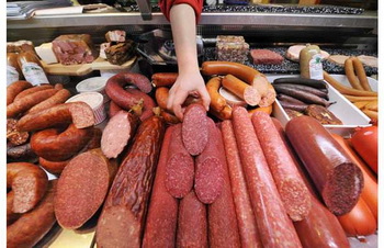 加工肉被世卫组织列为最高风险致癌物!一颗番石榴清除18根香肠