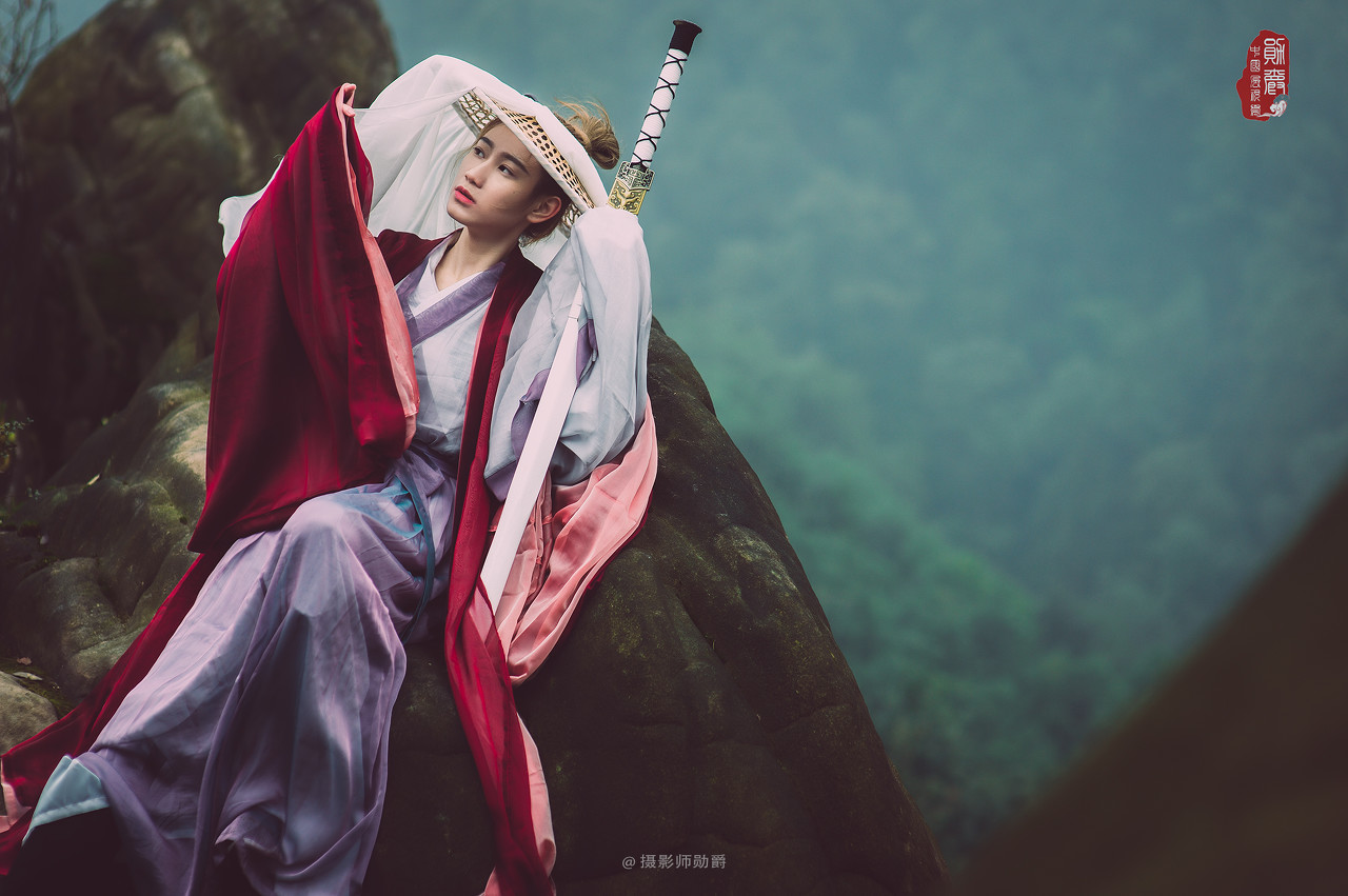 小说：姑姑，我不知道自己有多大实力，因为我从没和人交过手……