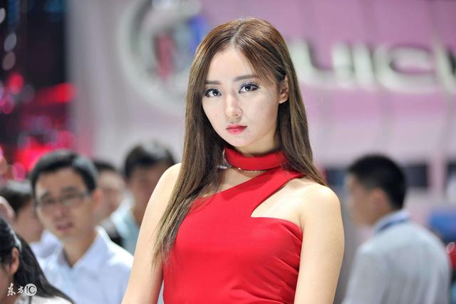 小说：看到自己的努力被截胡，她才知家人只是把她当做赚钱工具