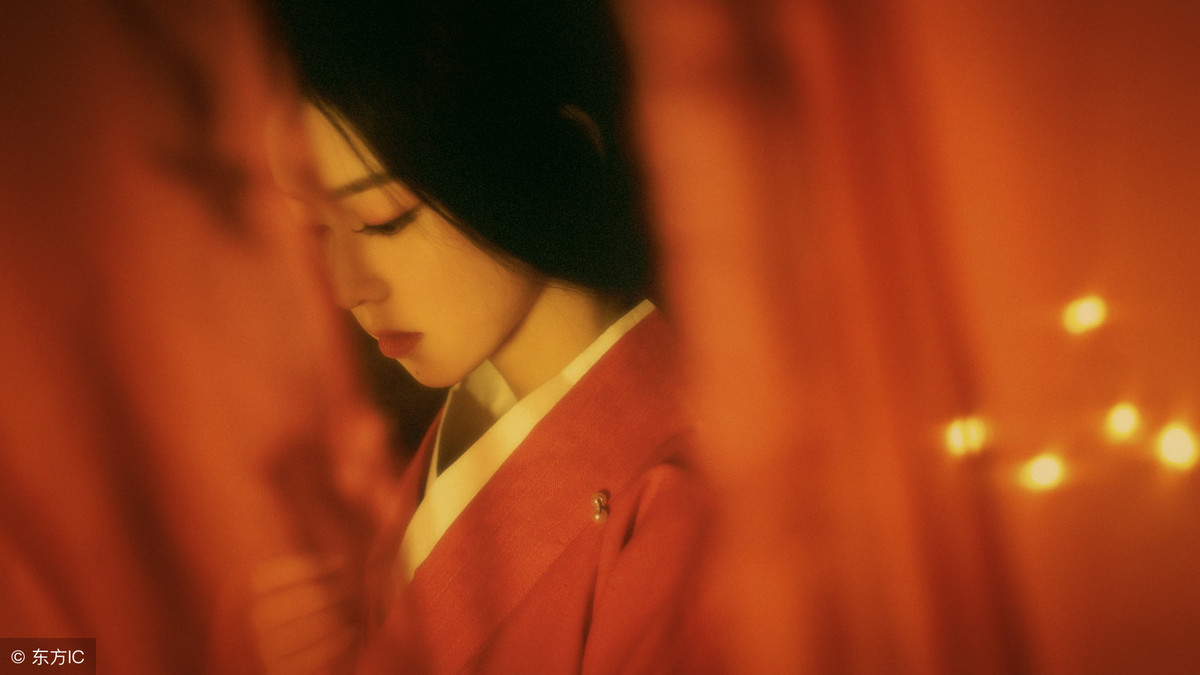 故事:庶妹往她的伤口上撒辣椒水,让她痛不欲生,她反抗了