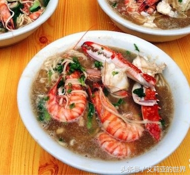 生活不止杯中的枸杞还有诗和远方 (生活不止有诗和远方 还有枸杞)